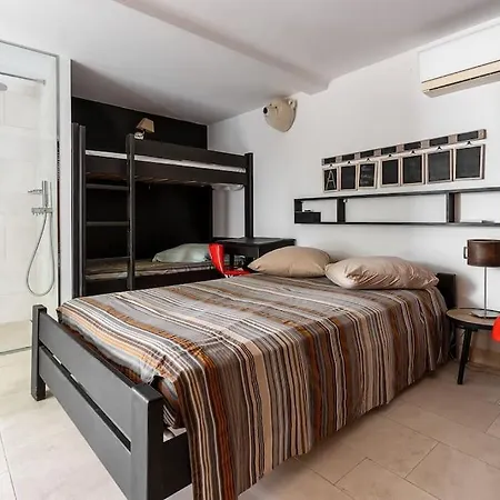 Villa Saint-Tropez 别墅