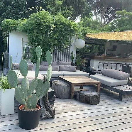 Villa Saint-Tropez سان تروبيه